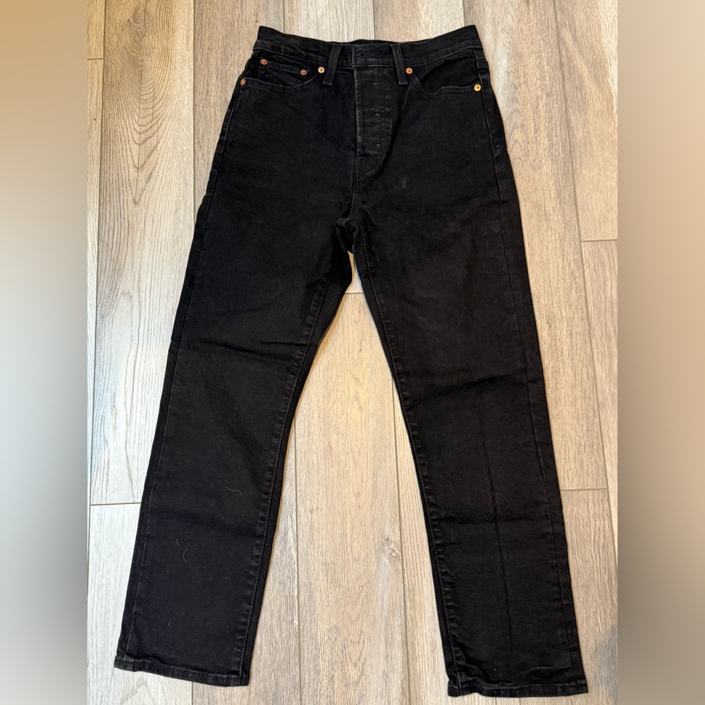 Levi’s wedgie straight jeans